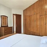 Appartement In With Sea View 296