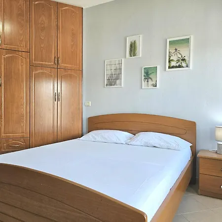 In With Sea View 296 Apartament Saranda