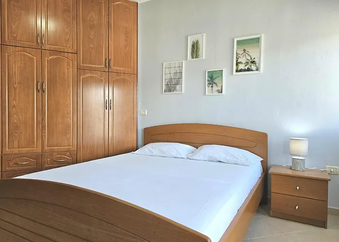 In With Sea View 296 公寓 Sarandë